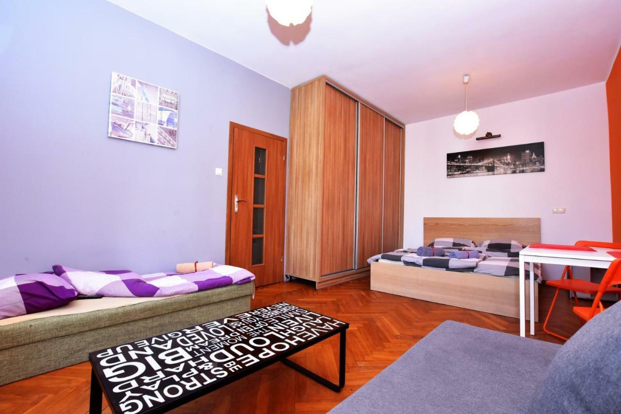 City Central Hostel Swidnicka فروتسواف المظهر الخارجي الصورة