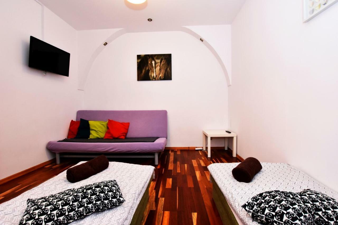 City Central Hostel Swidnicka فروتسواف المظهر الخارجي الصورة